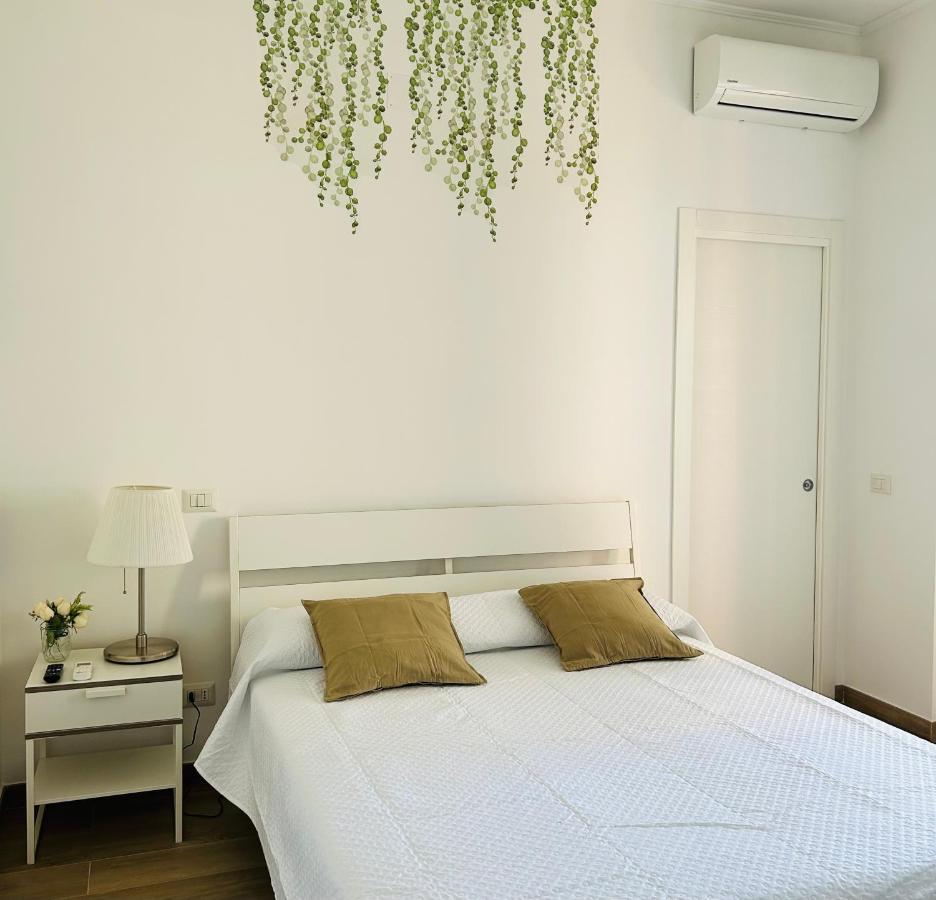 Hotel Vivina_081 Neapol Zewnętrze zdjęcie
