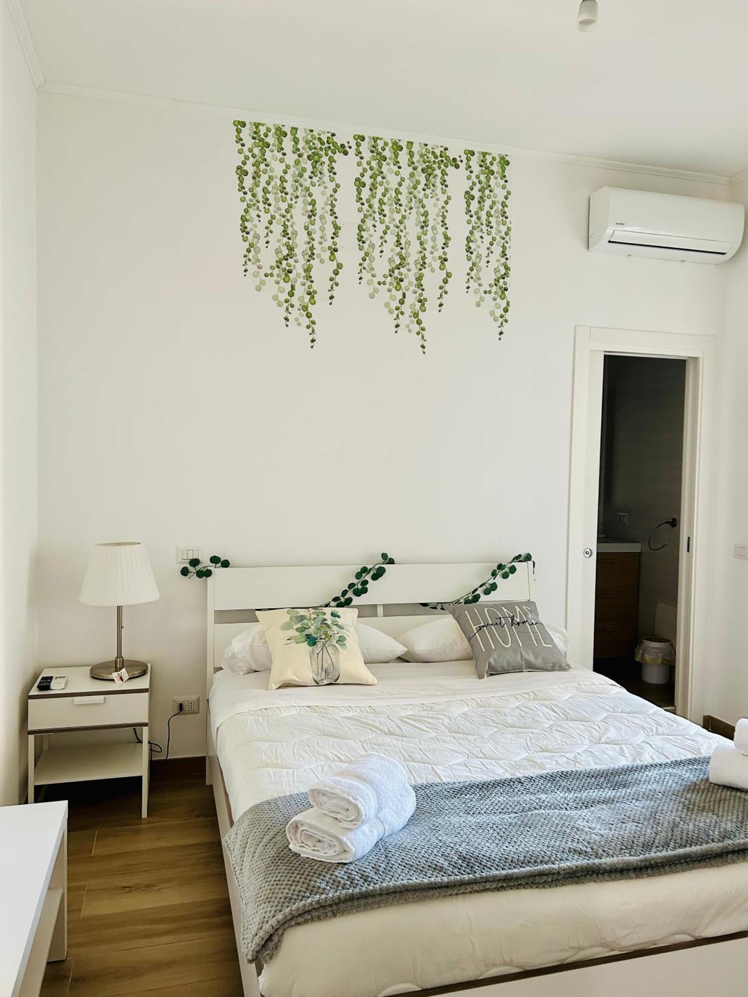 Hotel Vivina_081 Neapol Zewnętrze zdjęcie